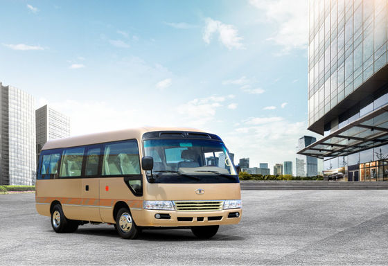 Porcellana Bus economico in consumo di carburante della vettura di passeggero del motore di Yuchai del furgoncino del passeggero medio 4X2 fornitore